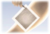 3M® Actisorb™ Silver 220 Activated-Charcoal Odour Dressing; 7.5" x 4.1" (19 cm x 10.5 cm)