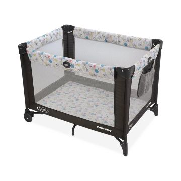 Graco Pack 'n Play Playard Full Size Bassinet with Folding Feet Carnival 1Ct