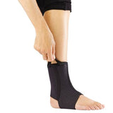 Curad Performance 50+ Open Heel Ankle Support S/M Black 4Ct