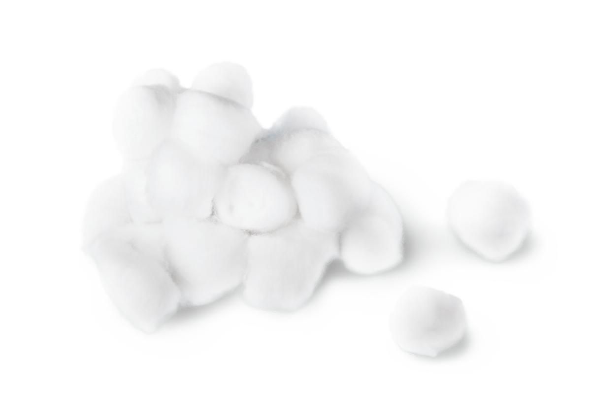 Non-Sterile Cotton Ball; Medium, 1" (2.54 cm) — Case of 4000