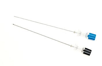 Medline Quincke spinal needle family; gauge and length may differ