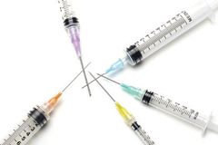 Medline standard hypodermic needle family shown attached to syringes; syringes are not included in needle-only orders